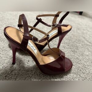 Chic Burgundy Strappy Heels